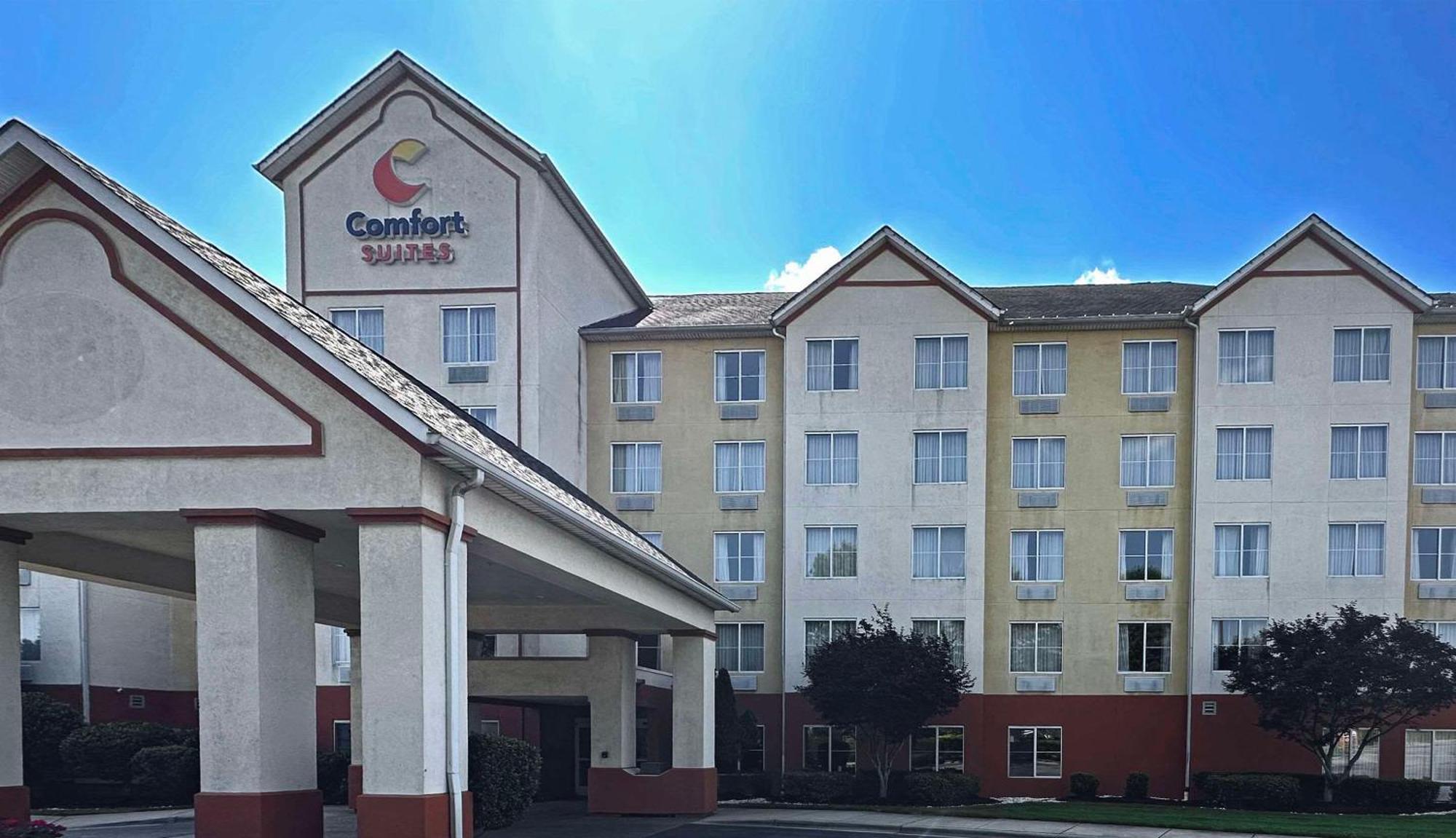 Comfort Suites Concord Mills Exterior photo
